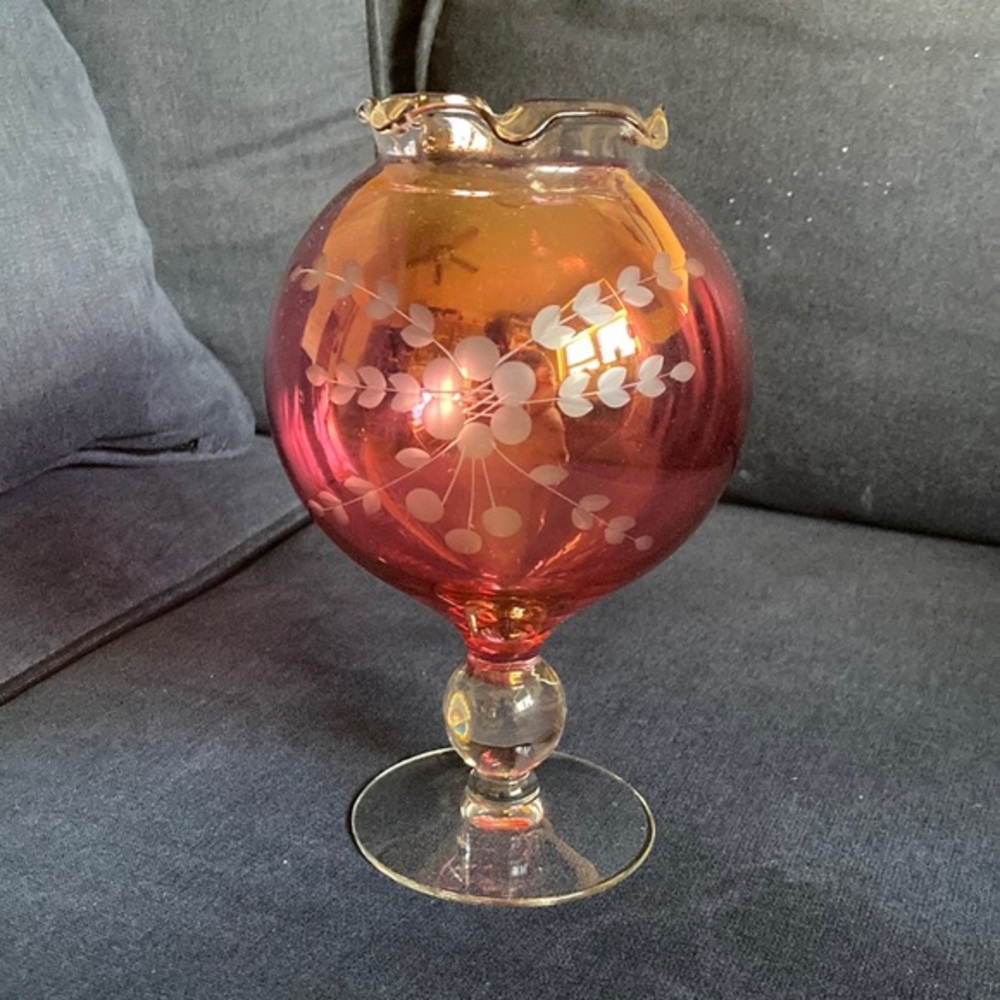 Vintage cranberry ruffle edged pedestal goblet flower bowl